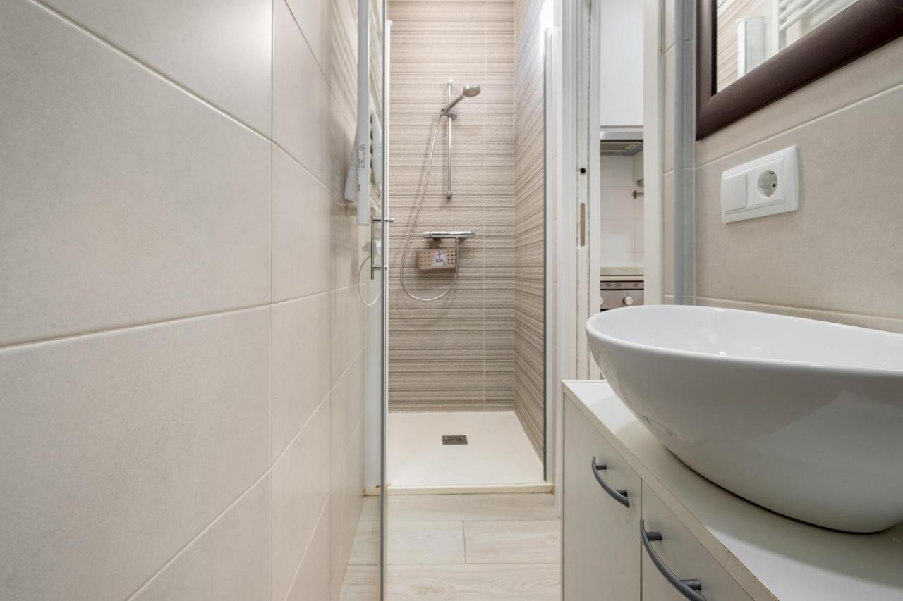 Modern Apartment - 1Bedroom 1Bathroom - Chueca Мадрид Екстериор снимка